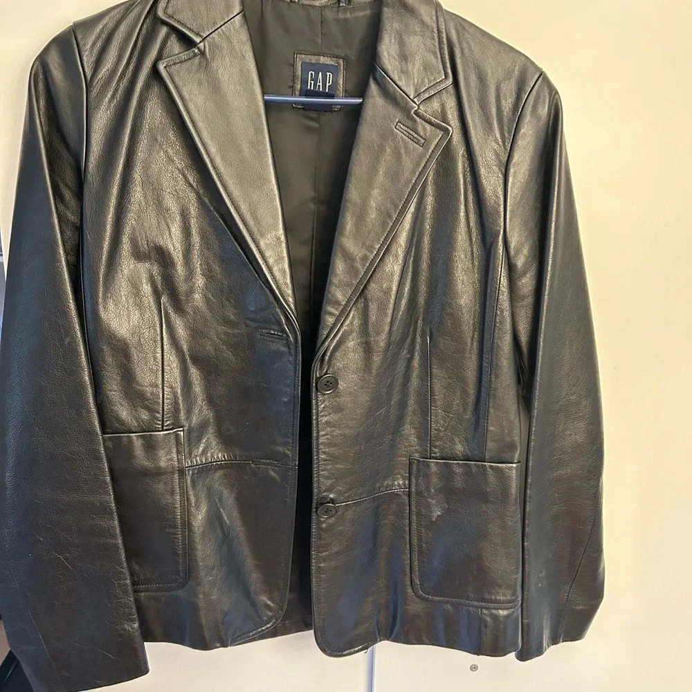 Leather jacket - Picture 3 of 5